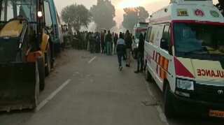9 dead, 23 injured in bus-truck collision in MP's Rewa