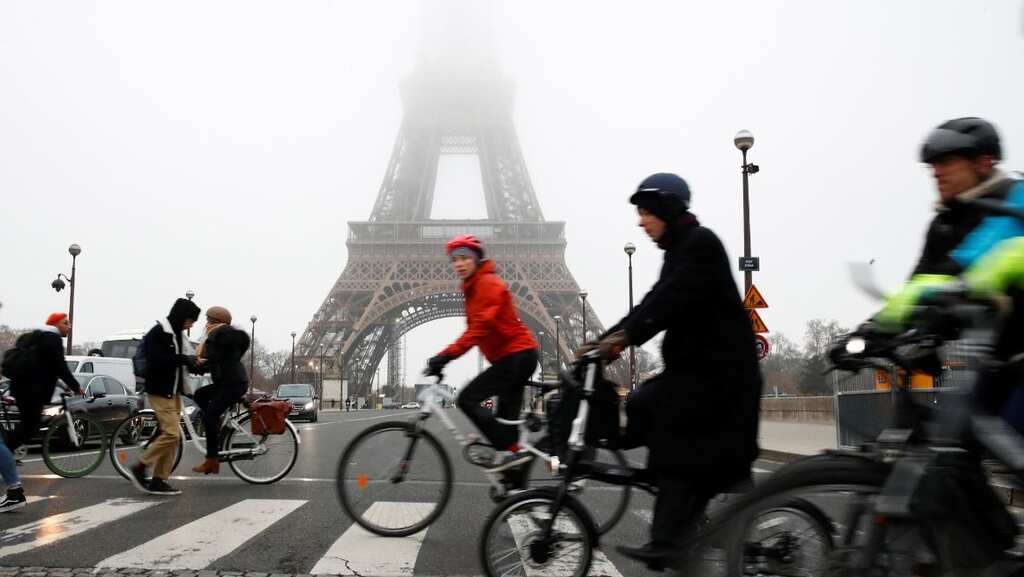 'Buying bikes like toilet paper': Coronavirus causes a surge in bicycle sales