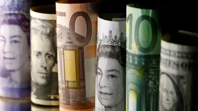 Euro steady as US dollar set for worst week since October
