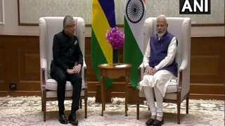 PM Modi meets Mauritius counterpart Pravind Jugnauth