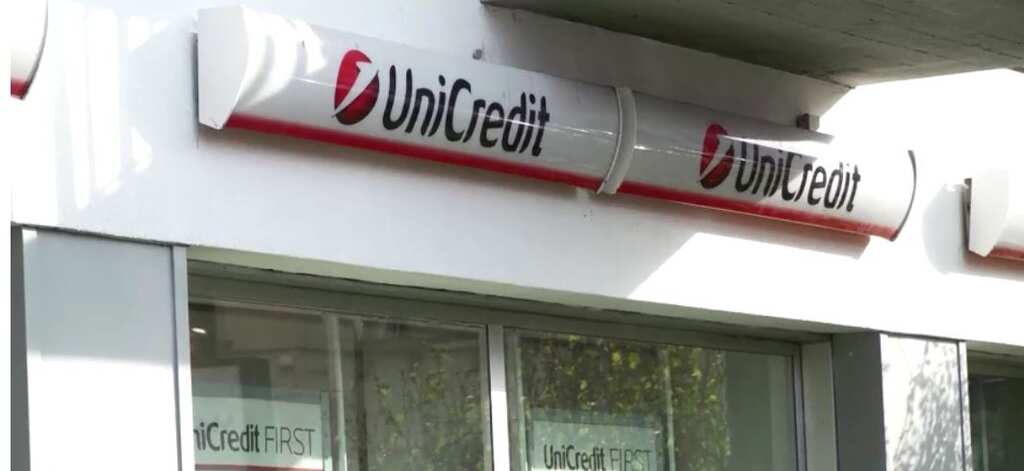 Italy's biggest bank UniCredit to cut 8,000 jobs