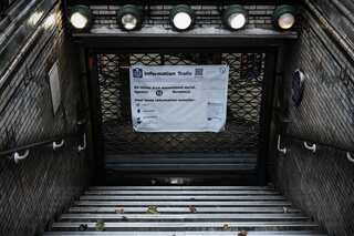 No let-up in French strikes as fresh turmoil hits weekend
