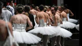 Paris Opera ballet dancers hang up shoes in pension-reform protest