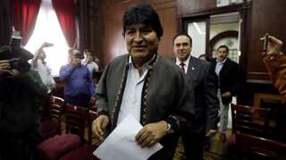 Bolivia's Morales arrives in Argentina, to get refugee status