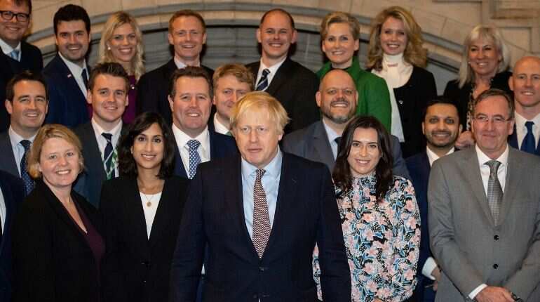 Boris Johnson uses threat of Brexit cliff edge to demand European Union trade deal by end of 2020