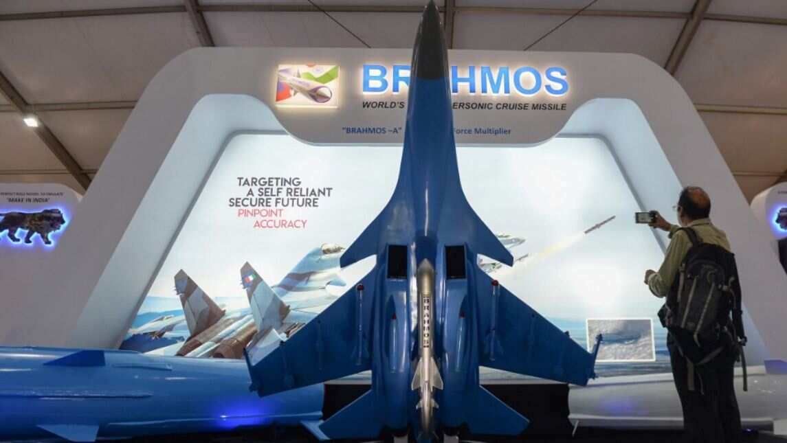 Missile flight range of 290km