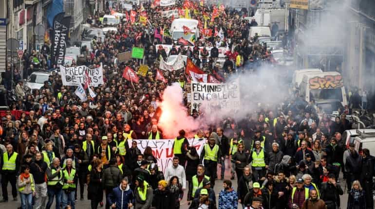 Anti-pension reforms protests: Police fire tear gas at protesters in France