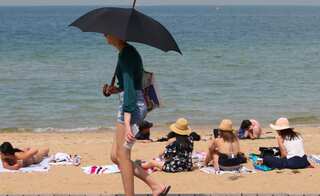 As Australia records hottest day, Southern town expected to near 50 degrees 