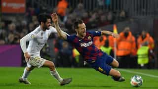 Barcelona and Real Madrid renew close-run title race