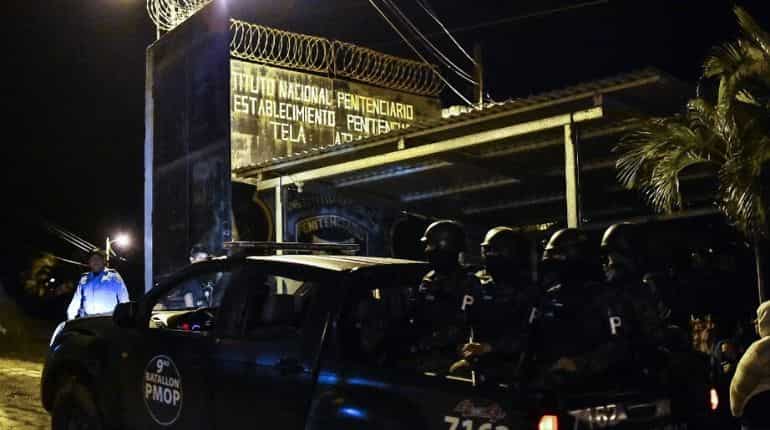 18 prisoners dead, 16 injured after clash in Honduras jail