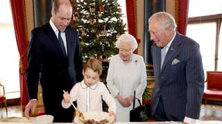 United Kingdom: Royal family mixes pudding in anticipation of Christmas