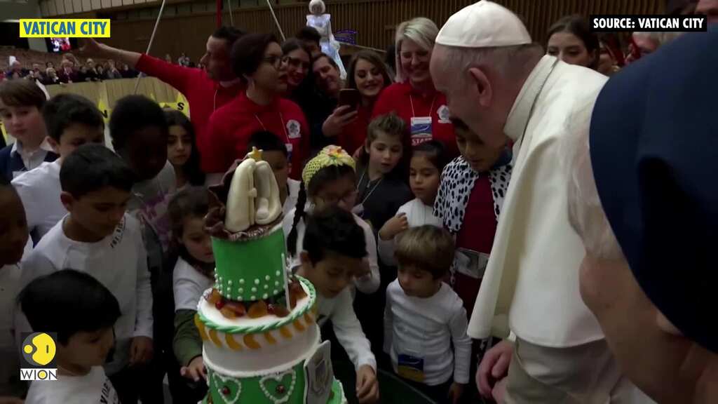 Pope celebrates birthday with sick children