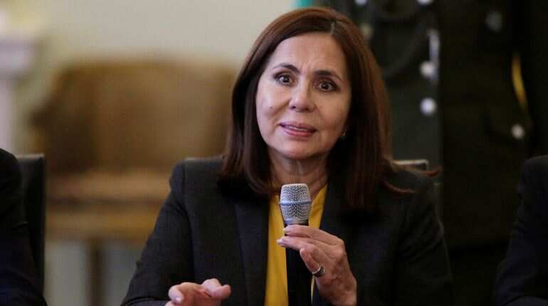 Bolivia slams Spain's bid to use arms in diplomatic row Bolivia slams Spain's bid to use arms in diplomatic row