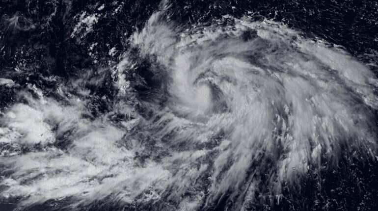 Typhoon Phanfone slams Philippines during Christmas rush Typhoon Phanfone slams Philippines during Christmas rush