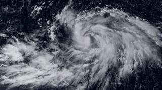 Typhoon Phanfone slams Philippines during Christmas rush