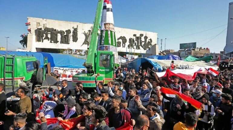Iraq: Protesters harder position, further paralysing the country
