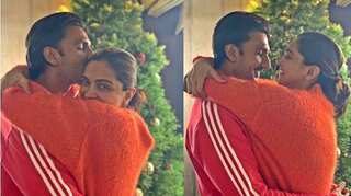 Deepika Padukone, Ranveer Singh share loved up posts on Christmas