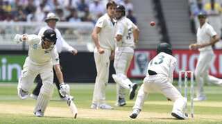 Cricket: New Zealand collapse to 148 all out under Australian pace barrage