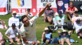 New Zealand spinner Somerville replaces injured Boult in Sydney Test