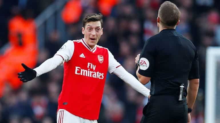Fenerbahce confirm move for Arsenal midfielder Ozil