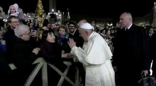 Watch: Furious Pope Francis frees himself from woman's grasp after being pulled abruptly