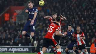 Premier League: Tottenham suffer Kane injury blow