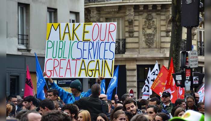 France: Mass demonstration break out at Paris protest against pension reform