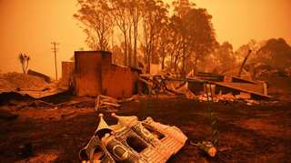 Australia issues new evacuation alerts as monster bushfires regenerate