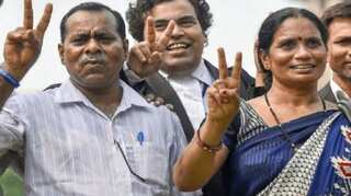 It's a day for all the women of this country, says Nirbhaya's father after convicts hanged in Delhi