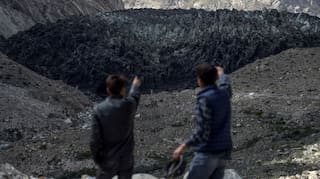 Glacier melt at Karakoram mountain range threatens Pakistan's future