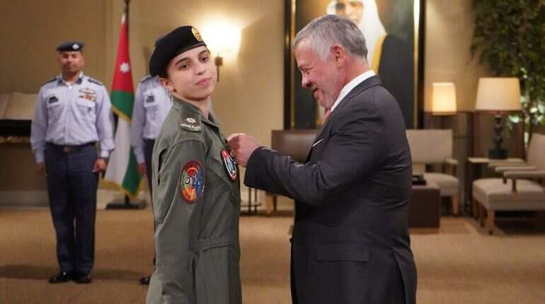 Jordanian Princess Salma becomes country's first female pilot Jordanian Princess Salma becomes country's first female pilot