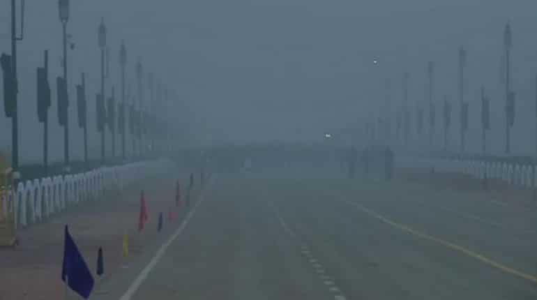 Another cold day in Delhi with minimum temperature of 8.4 degree Celsius Another cold day in Delhi with minimum temperature of 8.4 degree Celsius