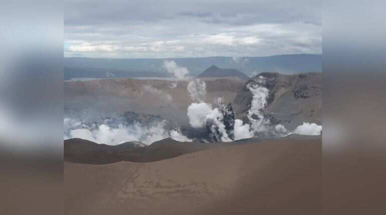 Philippine volcano recharging, scientist says, as shops, hotels told to keep shut