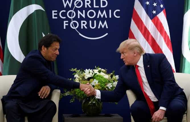 Pakistan PM Imran Khan meets Trump at World Economic Forum in Davos; rakes up Kashmir issue Pakistan PM Imran Khan meets Trump at World Economic Forum in Davos; rakes up Kashmir issue