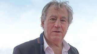 'Monty Python' star Terry Jones dies at 77