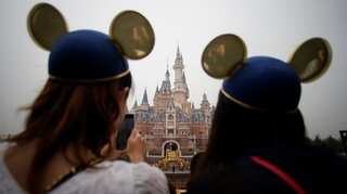 Shanghai Disney shuts to prevent spread of coronavirus