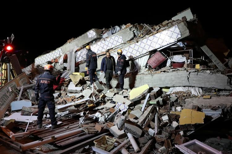 Tsunami warnings after magnitude 7.8 quake off Russia's Kuril islands