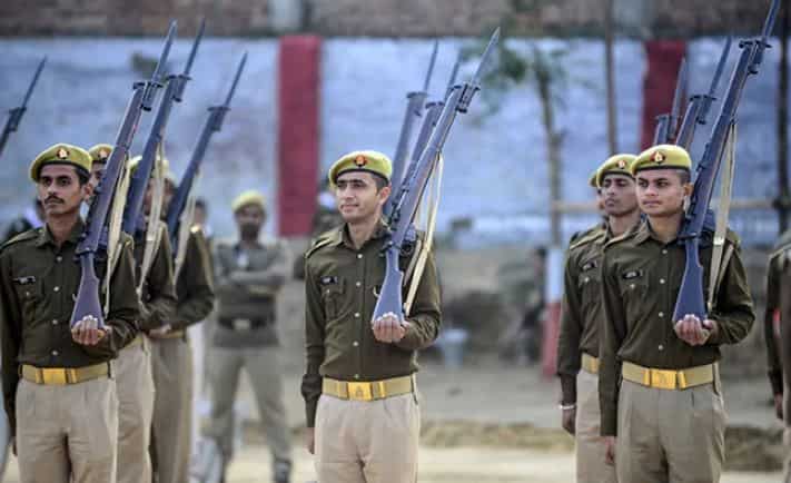 On Republic Day, Indian Police decommission historic British-era rifles