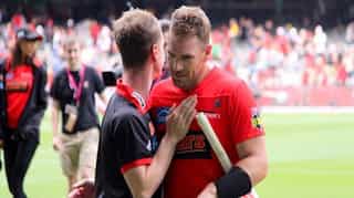 Big Bash League: Finch powers Melbourne Renegades to victory against Brisbane Heat