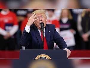Donald Trump calls Democrats Iowa 'unmitigated disaster' as Sanders, Buttigieg claim victory