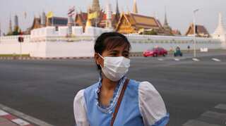 Thai doctors say cocktail of flu, HIV drugs appears to help fight coronavirus