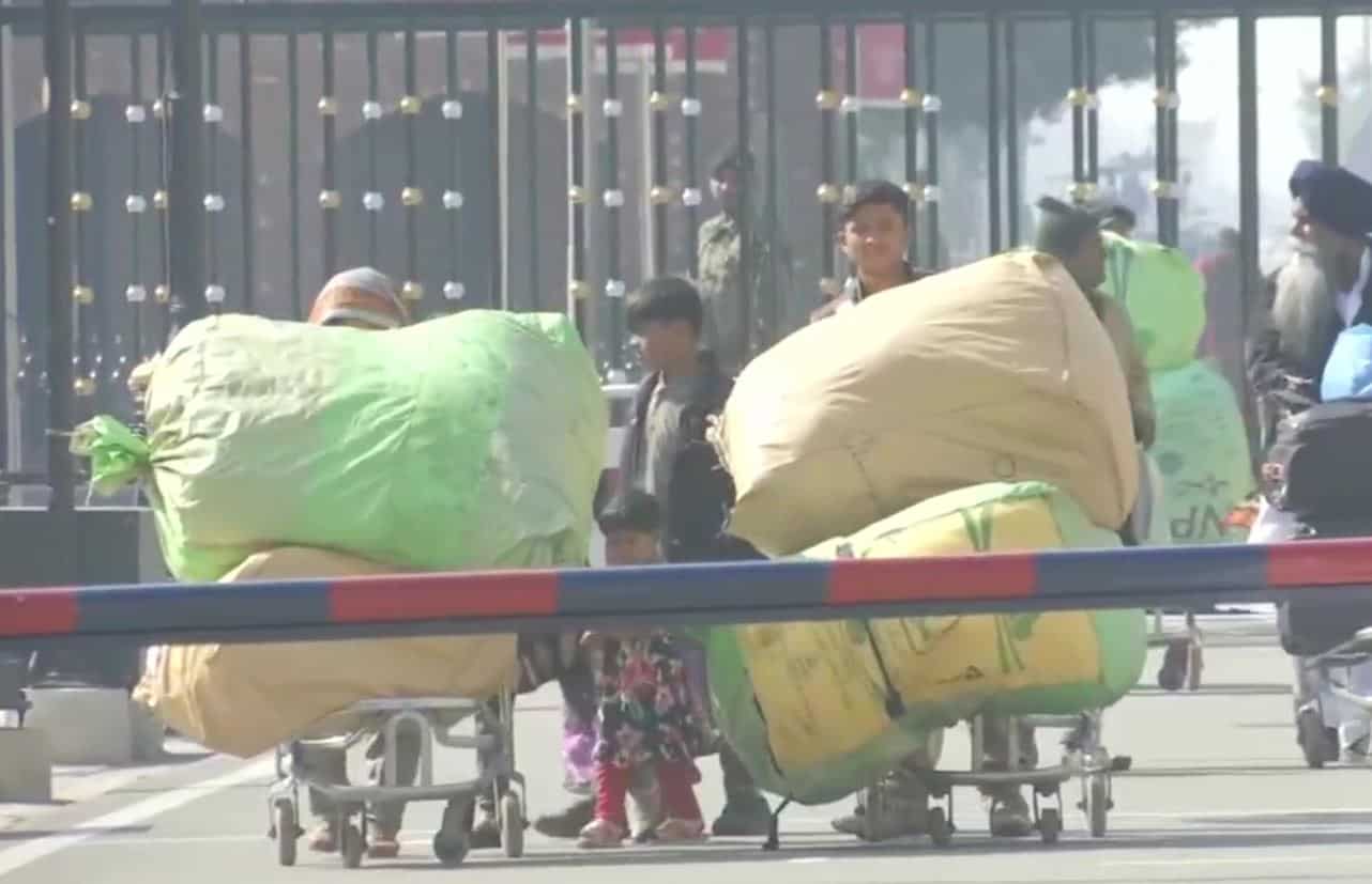 50 Pakistani Hindu families arrive on religious pilgrimage, want to settle down in India