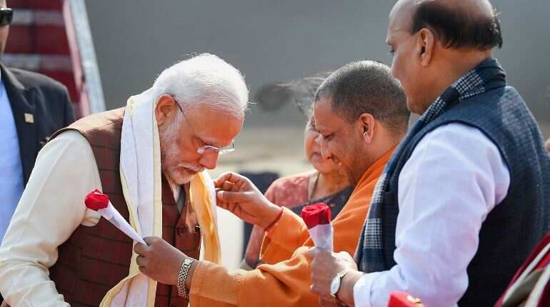 Narendra Modi arrives in Lucknow to inaugurate Defence Expo 2020 today