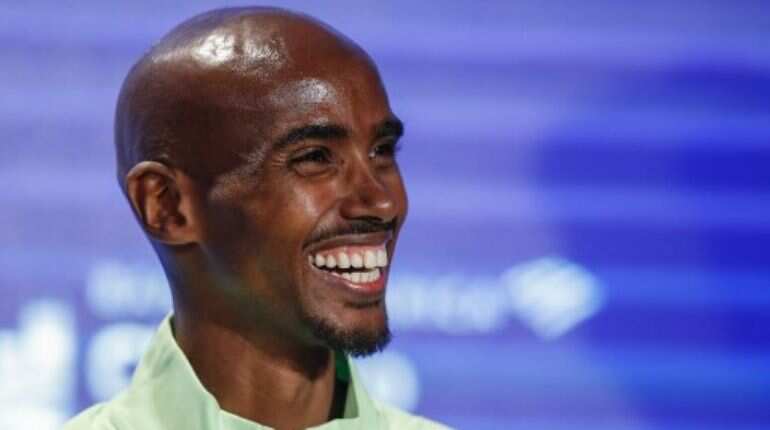 British runner Mo Farah crashes out of London Half Marathon citing injury