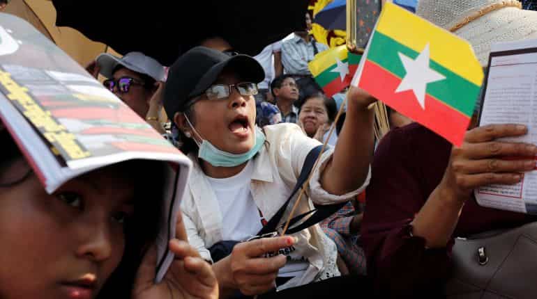 Myanmar nationalists hold pro-military rally amid tensions with government Myanmar nationalists hold pro-military rally amid tensions with government