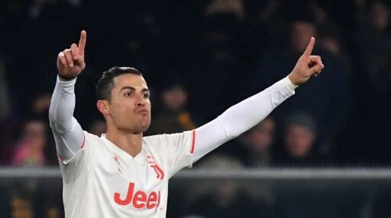Cristiano Ronaldo breaks Juventus record, scores for 10th consecutive time Cristiano Ronaldo breaks Juventus record, scores for 10th consecutive time