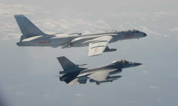 Taiwan says Chinese fighter jet briefly entered defence zone, third incursion in 7 days