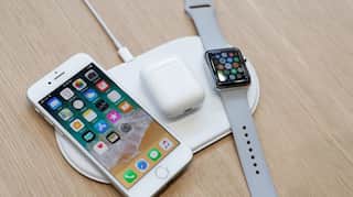 EU lawmakers, with eye on Apple, call for common mobile charger