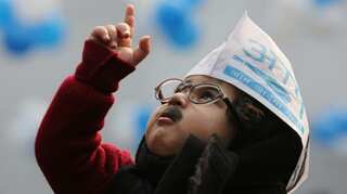 AAP's 'mufflerman' trends as Kejriwal's party surges in Delhi Vidhan Sabha Election 2020