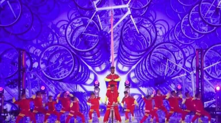 Watch: Indian dance group V Unbeatable receive a standing ovation for their act on 'America's Got Talent' Watch: Indian dance group V Unbeatable receive a standing ovation for their act on 'America's Got Talent'